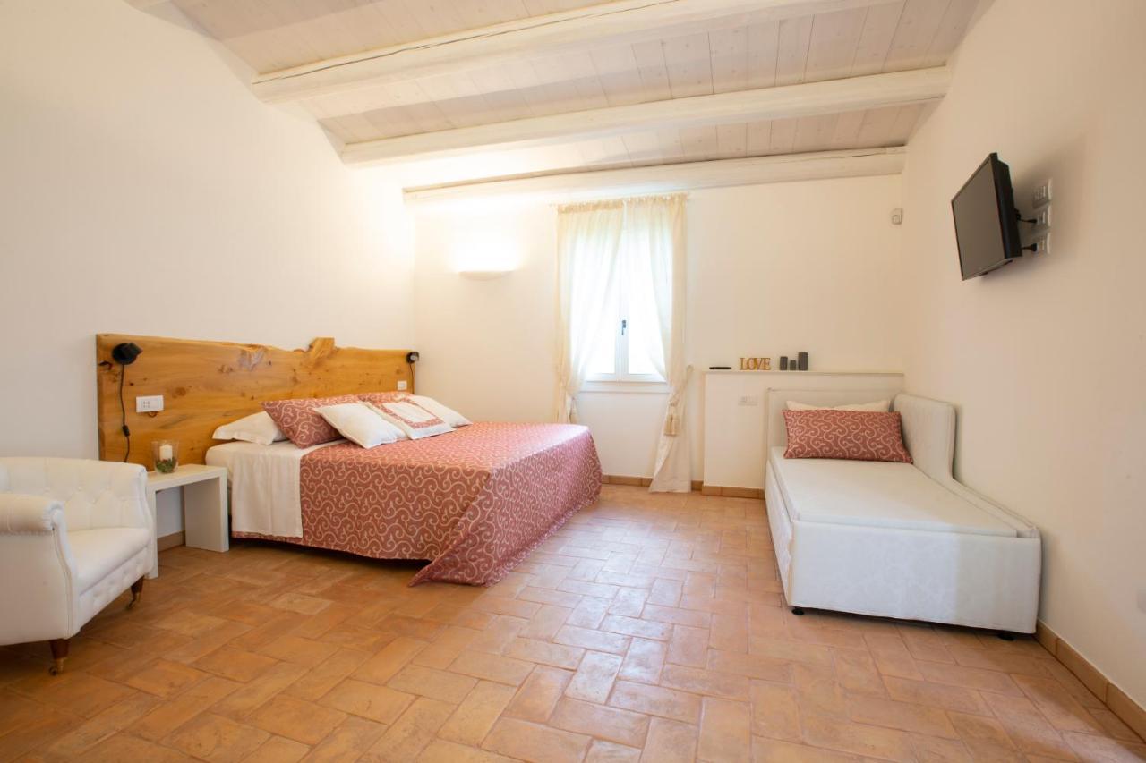 Agriturismo Torre Del Marino 布里西盖拉 外观 照片